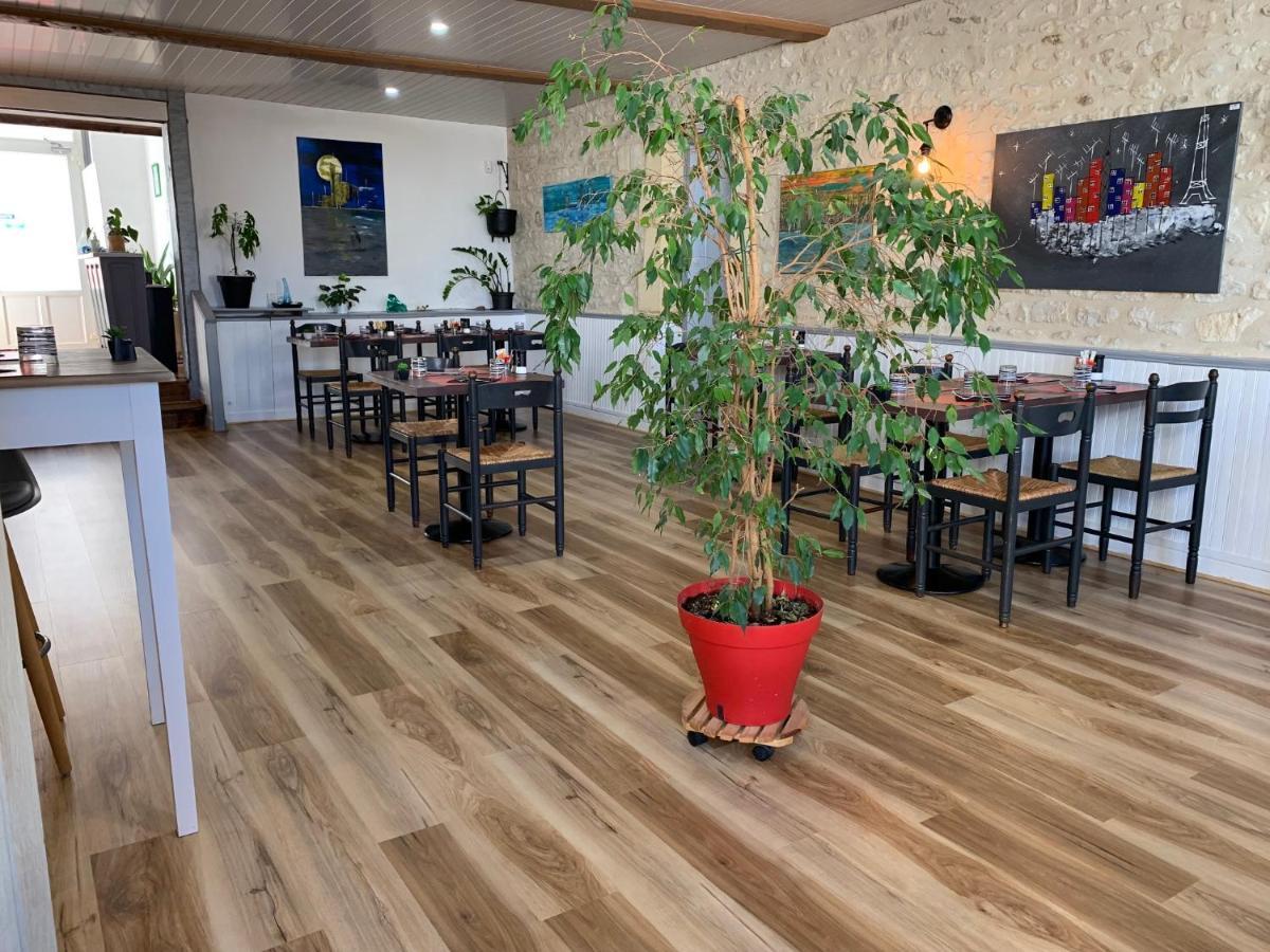 Hotel Restaurant De L'Union Mirambeau  Eksteriør bilde