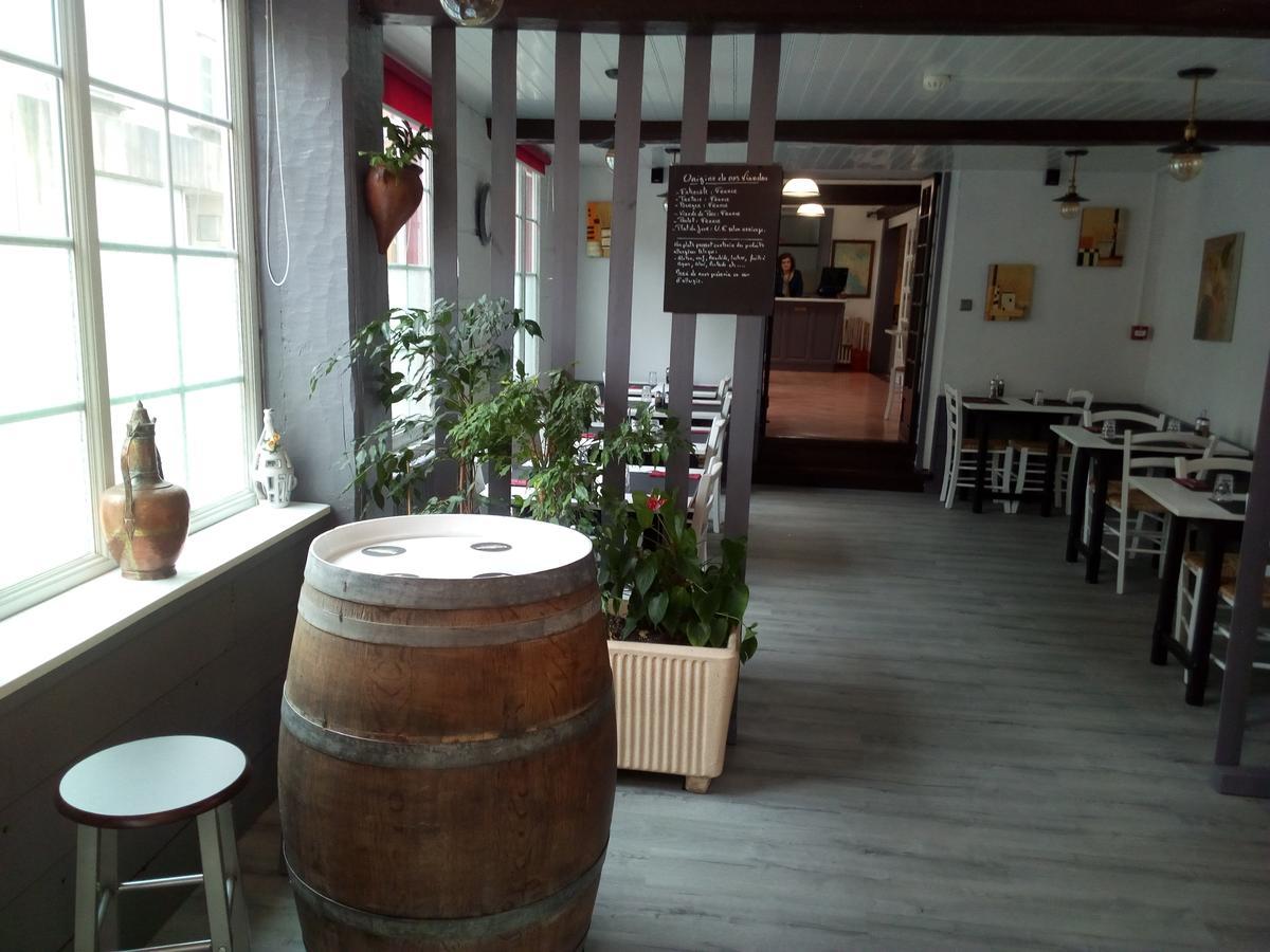 Hotel Restaurant De L'Union Mirambeau  Eksteriør bilde
